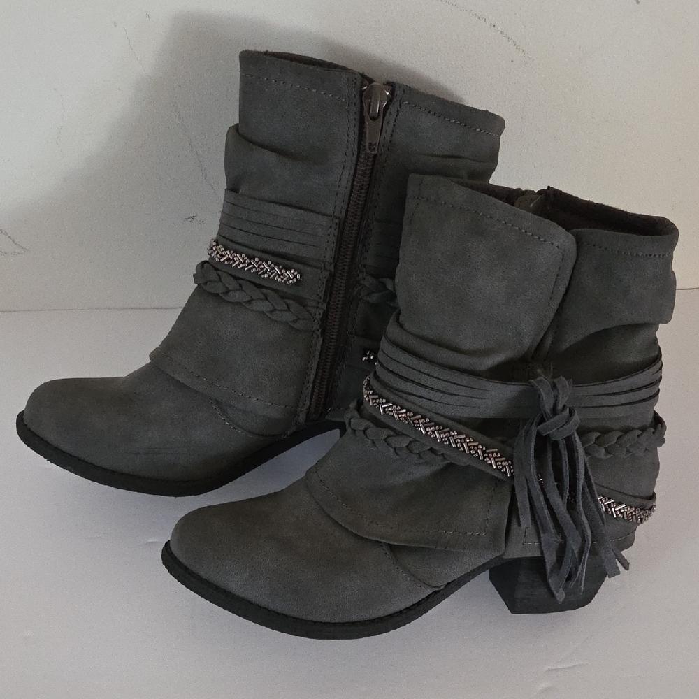Chic Gray Ankle Booties with Braided Accents